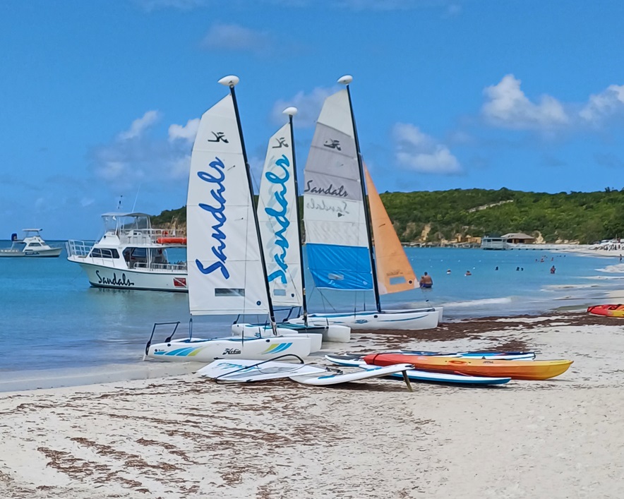 Postkartenmotiv auf Antigua am Dickenson Bay St. Georges